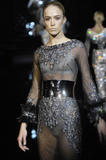 th_30280_Dolce_2_Gabbana_Milan_FW_2007_2008_0009_122_1062lo.jpg
