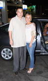 th_75805_Hayden_Panettiere_at_a_Chevron_gas_station_in_Hollywood_-_August_7_2009_858_122_868lo.jpg